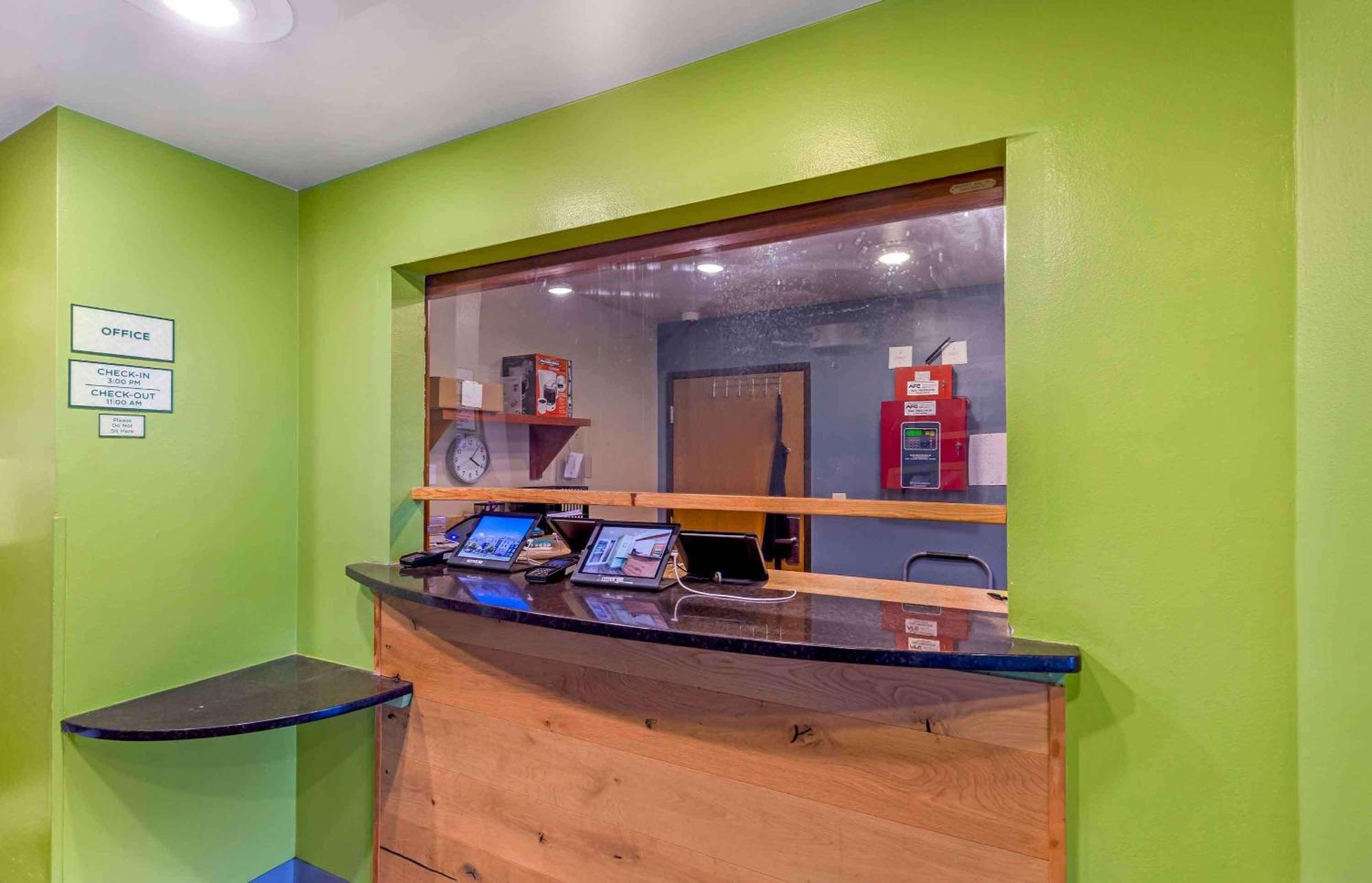 Extended Stay America Select Suites - Fayetteville - Cliffdale Екстер'єр фото